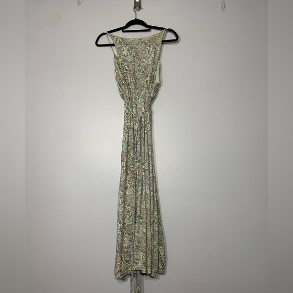 Chan Luu M Maxidress
Hand Made in India
Boho Festival Hippie Beaded Natural - Picture 8 of 13